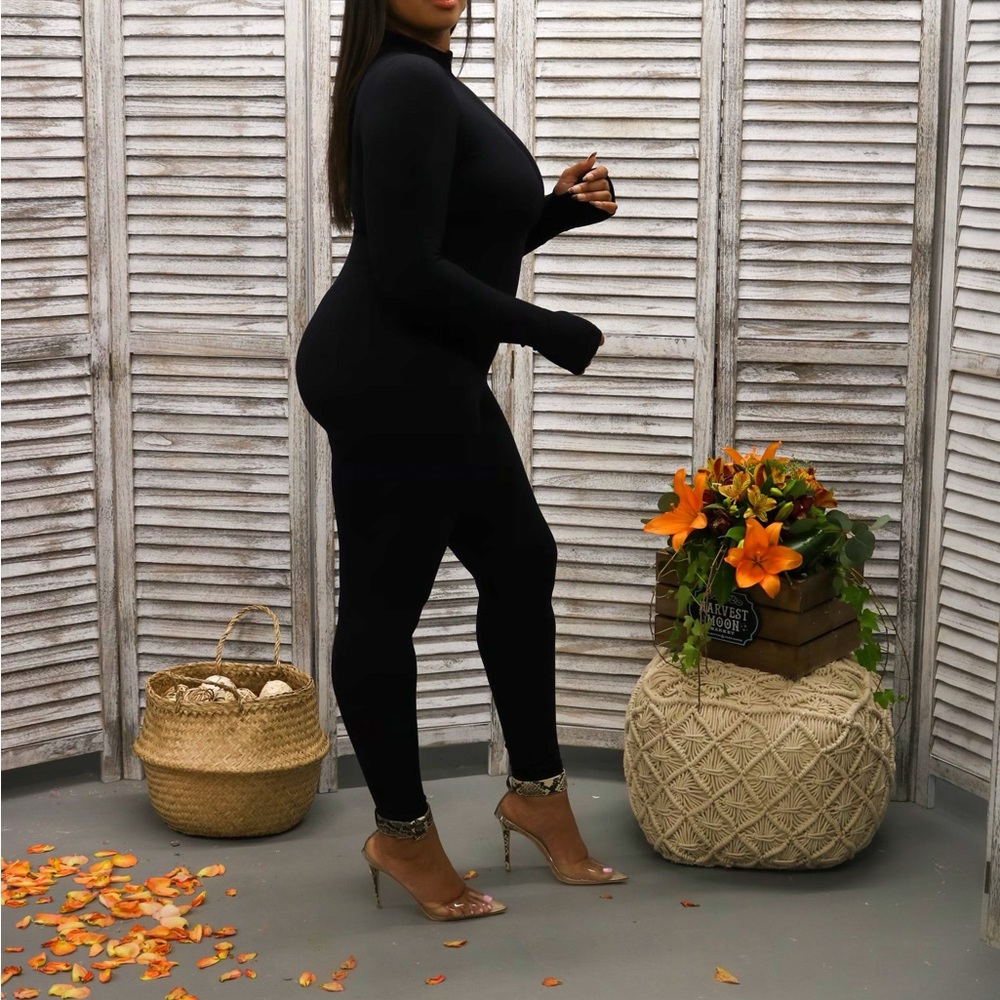 Elegant Black Women's Jumpsuit